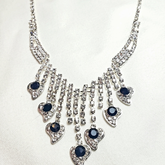 Necklace - Picture 3 of 6